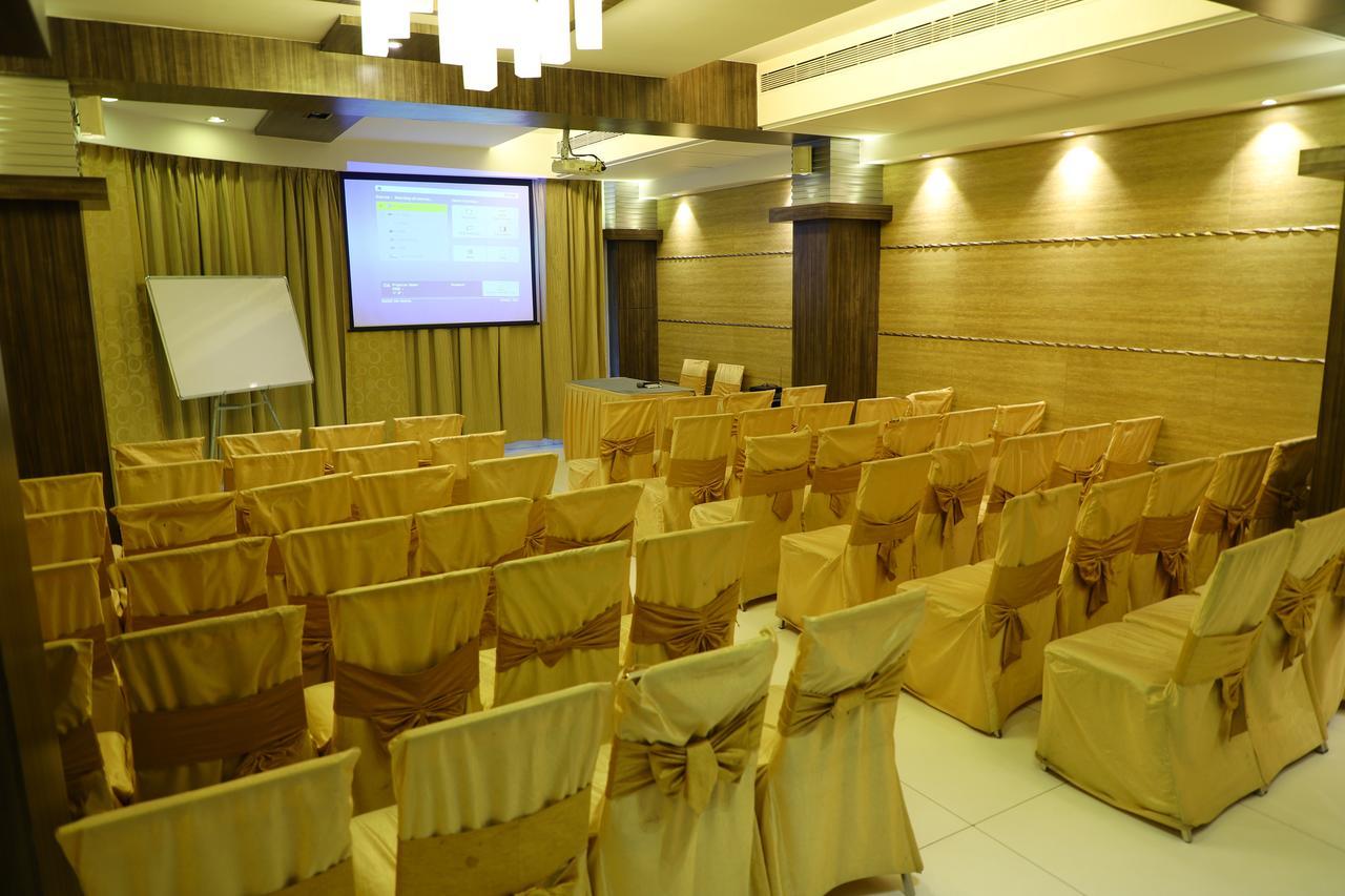 Hotel Alka Residency Тхане Экстерьер фото