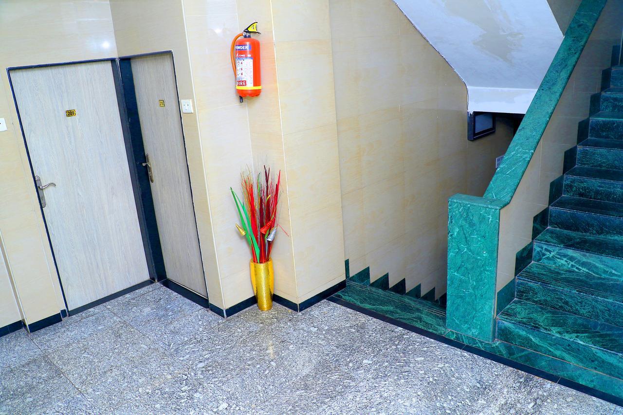 Hotel Alka Residency Тхане Экстерьер фото